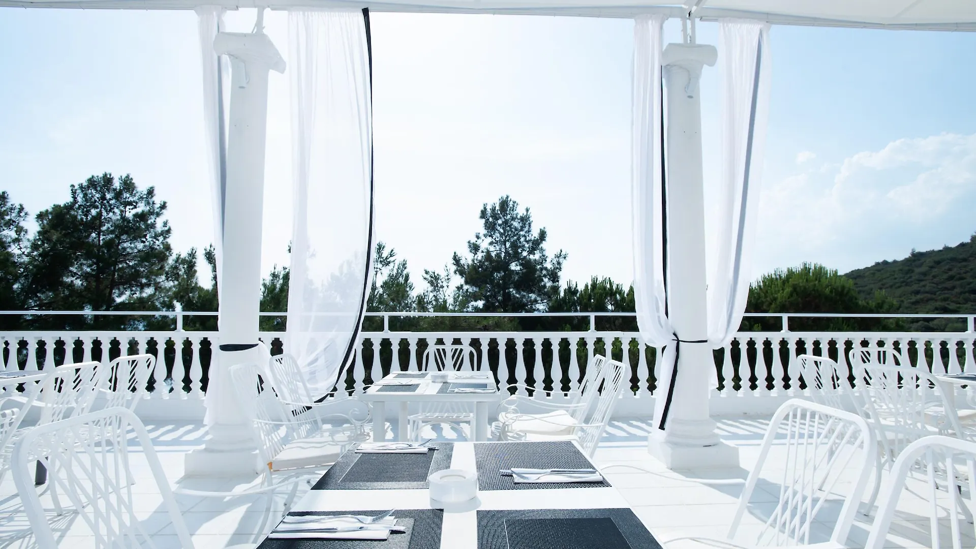 Bianco Olympico Beach Resort Calcídica